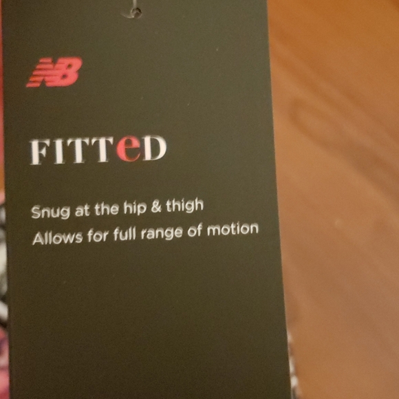 NWT New Balance Relentless Tights size S - Picture 5 of 7